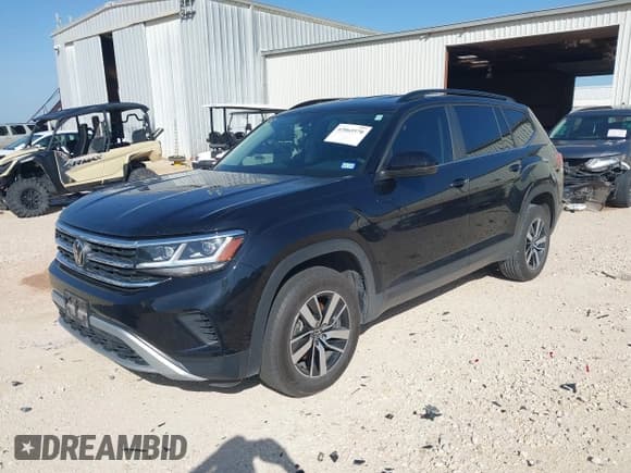 ✅ 2023 Volkswagen Atlas SE • VIN: 1V2DP2CAXPC553601 • Lot: 42065570. Wystawiony na IAAI z przebiegiem 26 582 mil. Bezpłatny archiwum sprzedaży aukcyjnych z USA i szczegółowy raport historii pojazdu na DreamBid. Zdjęcie 17.