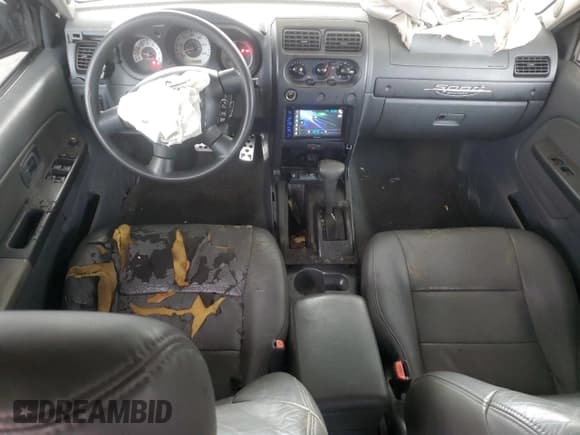 ✅ 2004 Nissan Xterra XE • VIN: 5N1ED28T04C601137 • Lot: 90307235. Listed on Copart with 166,089 mi. Free auction sales archive from the USA and detailed vehicle history report at DreamBid. Image 8.