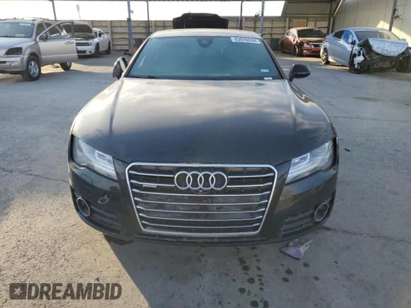 ✅ 2014 Audi A7 Premium Plus • VIN: WAUWGAFC6EN003134 • Lot: 83910244. Listed on Copart with 83,021 mi. Free auction sales archive from the USA and detailed vehicle history report at DreamBid. Image 5.