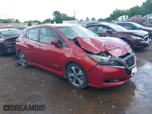 ✅ 2018 Nissan LEAF SL • VIN: 1N4AZ1CP6JC309471 • Lot: 42518388. Wystawiony na IAAI z przebiegiem 63 765 mil. Bezpłatny archiwum sprzedaży aukcyjnych z USA i szczegółowy raport historii pojazdu na DreamBid. Zdjęcie 1.