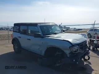 ✅ 2021 Ford Bronco • VIN: 1FMDE5BH9MLA61091 • Lot: 42047298. Wystawiony na IAAI z przebiegiem 31 479 mil. Bezpłatny archiwum sprzedaży aukcyjnych z USA i szczegółowy raport historii pojazdu na DreamBid. Zdjęcie 1.