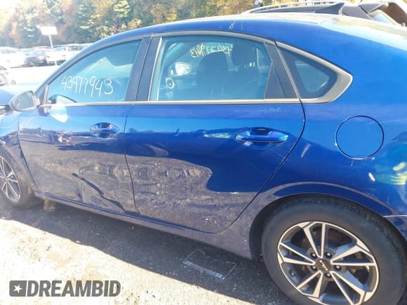 ✅ 2022 Kia Forte LXS • VIN: 3KPF24AD0NE494212 • Lot: 43477943. Wystawiony na IAAI z przebiegiem 43 837 mil. Bezpłatny archiwum sprzedaży aukcyjnych z USA i szczegółowy raport historii pojazdu na DreamBid. Zdjęcie 15.