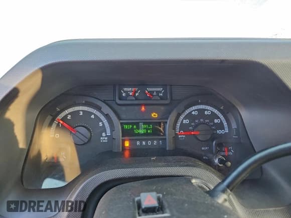 ✅ 2011 Ford Econoline Passenger XLT • VIN: 1FBNE3BLXBDB21960 • Lot: 96014155. Listed on Copart with 124,428 mi. Free auction sales archive from the USA and detailed vehicle history report at DreamBid. Image 9.