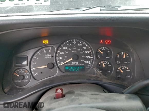 ✅ 2002 Chevrolet Silverado 2500HD LT • VIN: 1GCHK23U32F240456 • Lot: 94563735. Wystawiony na Copart z przebiegiem 348 764 mil. Bezpłatny archiwum sprzedaży aukcyjnych z USA i szczegółowy raport historii pojazdu na DreamBid. Zdjęcie 9.