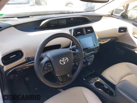 2020 Toyota Prius LE with VIN JTDL9RFU7L3015647, listed as a IAAI auction lot 43500977 with 55,174 mi miles and . Bid and sale history available at DreamBid. Image 20.