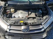 ✅ 2019 Toyota Highlander Hybrid LE • VIN: 5TDBGRFHXKS057859 • Lot: 84554625. Listed on Copart with 49,410 mi. Free auction sales archive from the USA and detailed vehicle history report at DreamBid. Image 12.