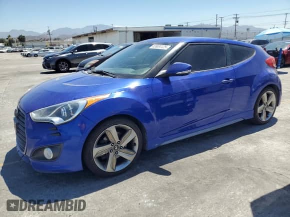 2013 Hyundai Veloster Turbo с VIN KMHTC6AE8DU136131, выставлен на аукционе Copart как лот 63934125 с пробегом 163 140 миль миль и Чистый • Clean title. История ставок и продаж доступна на DreamBid. Изображение 1.