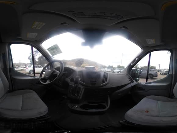 ✅ 2017 Ford Transit • VIN: 1FTYR2CM6HKA14519 • Лот: 42055143. Опубликован ранее на IAAI с пробегом 75 980 миль. Бесплатный доступ к архиву аукционных продаж из США и подробный отчёт об истории автомобиля на DreamBid. Изображение 19.