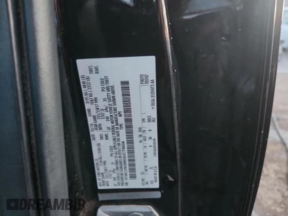 ✅ 2016 Ford Escape SE • VIN: 1FMCU9G99GUC79604 • Lot: 90271915. Listed on Copart with 136,898 mi. Free auction sales archive from the USA and detailed vehicle history report at DreamBid. Image 14.