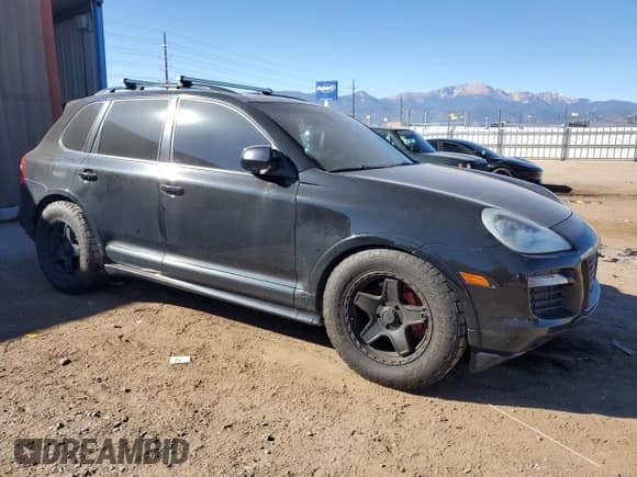 ✅ 2008 Porsche Cayenne GTS • VIN: WP1AD29P18LA74041 • Lot: 85399185. Listed on Copart with 138,500 mi. Free auction sales archive from the USA and detailed vehicle history report at DreamBid. Image 4.