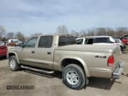 ✅ 2004 Dodge Dakota SLT • VIN: 1D7HG48N74S777684 • Lot: 49066395. Wystawiony na Copart z przebiegiem 213 419 mil. Bezpłatny archiwum sprzedaży aukcyjnych z USA i szczegółowy raport historii pojazdu na DreamBid. Zdjęcie 2.