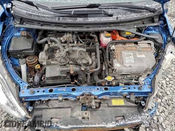 ✅ 2015 Toyota Prius One • VIN: JTDKDTB38F1581756 • Lot: 94635065. Listed on Copart with 254,272 mi. Free auction sales archive from the USA and detailed vehicle history report at DreamBid. Image 11.