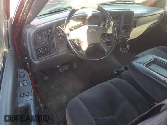 ✅ 2006 Chevrolet Silverado 1500 LS • VIN: 2GCEK19B961274448 • Lot: 77346764. Wystawiony na Copart z przebiegiem 343 618 mil mil. Skorzystaj z bezpłatnego archiwum sprzedaży aukcyjnych z USA i zobacz szczegółowy raport historii pojazdu na DreamBid. Zdjęcie 8.