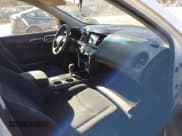 ✅ 2014 Nissan Pathfinder SV • VIN: 5N1AR2MN3EC693126 • Lot: 43902153. Listed on IAAI with 163,554 mi. Free auction sales archive from the USA and detailed vehicle history report at DreamBid. Image 5.