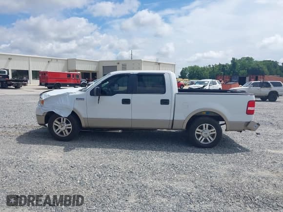 ✅ 2008 Ford F-150 XLT • VIN: 1FTPW12V58FB91435 • Lot: 42222498. Listed on IAAI with 158,698 mi. Free auction sales archive from the USA and detailed vehicle history report at DreamBid. Image 14.