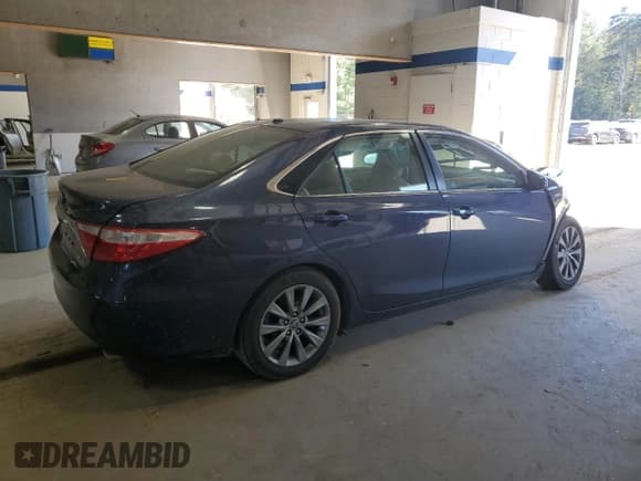 ✅ 2017 Toyota Camry Hybrid XLE • VIN: 4T1BD1FK8HU222538 • Лот: 74597354. Опубликован ранее на Copart с пробегом 75 458 миль. Бесплатный доступ к архиву аукционных продаж из США и подробный отчёт об истории автомобиля на DreamBid. Изображение 3.