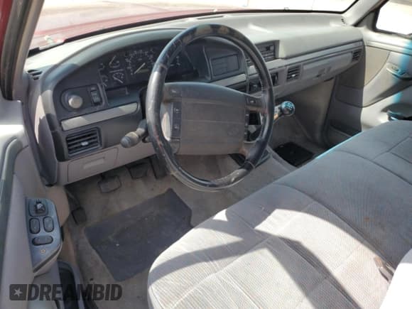 ✅ 1995 Ford F-150 • VIN: 1FTEF15N5SNA87527 • Lot: 51996595. Wystawiony na Copart z przebiegiem 146 998 mil. Bezpłatny archiwum sprzedaży aukcyjnych z USA i szczegółowy raport historii pojazdu na DreamBid. Zdjęcie 8.