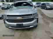 2024 Chevrolet Tahoe LT z VIN 1GNSKNKD6RR378582, wystawiony jako Copart lot #62741555 z przebiegiem Nie podano mil oraz Szkoda całkowita • Salvage title. Historia ofert i sprzedaży dostępna na DreamBid. Obrazek 14.