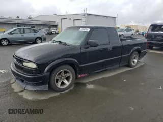 ✅ 2003 Chevrolet S-10 LS • VIN: 1GCCS19X538191711 • Лот: 53666395. Опубликован ранее на Copart с пробегом 201 452 миль. Бесплатный доступ к архиву аукционных продаж из США и подробный отчёт об истории автомобиля на DreamBid. Изображение 1.