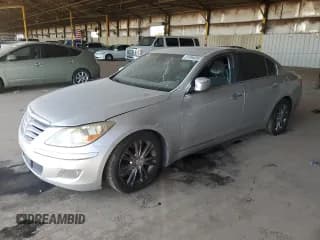 ✅ 2010 Hyundai Genesis • VIN: KMHGC4DF2AU075137 • Лот: 67096095. Опубликован ранее на Copart с пробегом Не указан. Бесплатный доступ к архиву аукционных продаж из США и подробный отчёт об истории автомобиля на DreamBid. Изображение 1.
