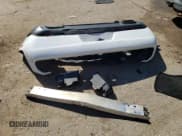 ✅ 2015 Dodge Challenger SXT Plus • VIN: 2C3CDZBG9FH700737 • Lot: 58145714. Wystawiony na Copart z przebiegiem 107 233 mil. Bezpłatny archiwum sprzedaży aukcyjnych z USA i szczegółowy raport historii pojazdu na DreamBid. Zdjęcie 12.