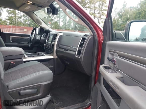 ✅ 2016 Ram 1500 Big Horn • VIN: 3C6RR6LT8GG363942 • Лот: 43550029. Опубликован ранее на IAAI с пробегом 87 955 миль. Бесплатный доступ к архиву аукционных продаж из США и подробный отчёт об истории автомобиля на DreamBid. Изображение 5.