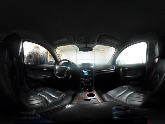 ✅ 2013 Chevrolet Traverse LTZ • VIN: 1GNKVLKDXDJ139698 • Lot: 43635000. Wystawiony na IAAI z przebiegiem 133 377 mil. Bezpłatny archiwum sprzedaży aukcyjnych z USA i szczegółowy raport historii pojazdu na DreamBid. Zdjęcie 20.