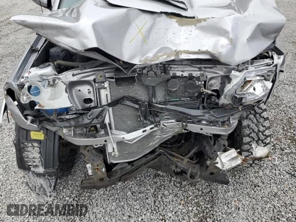 ✅ 2015 Toyota Tacoma • VIN: 3TMLU4EN4FM203704 • Lot: 89838705. Wystawiony na Copart z przebiegiem 216 176 mil. Bezpłatny archiwum sprzedaży aukcyjnych z USA i szczegółowy raport historii pojazdu na DreamBid. Zdjęcie 11.