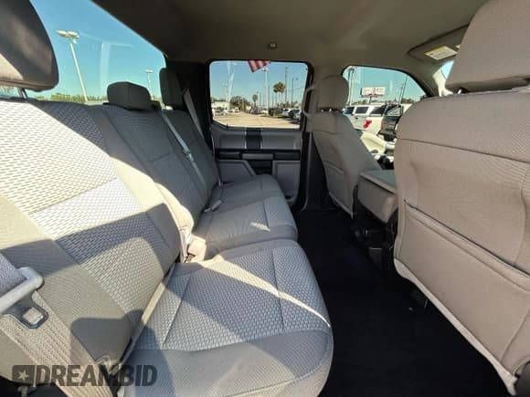 ✅ 2017 Ford F-150 XL • VIN: 1FTEW1EP5HKC75363 • Lot: 93780735. Listed on Copart with 95,369 mi. Free auction sales archive from the USA and detailed vehicle history report at DreamBid. Image 6.