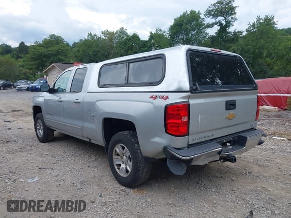 ✅ 2019 Chevrolet Silverado 1500 LT • VIN: 2GCVKPEC7K1109154 • Lot: 42947186. Wystawiony na IAAI z przebiegiem 110 614 mil. Bezpłatny archiwum sprzedaży aukcyjnych z USA i szczegółowy raport historii pojazdu na DreamBid. Zdjęcie 3.