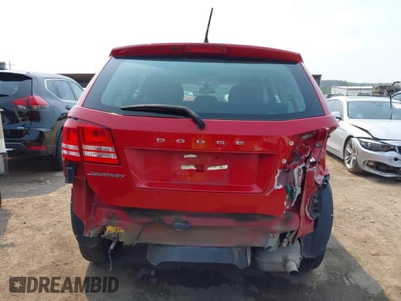 ✅ 2015 Dodge Journey American Value • VIN: 3C4PDCAB4FT707747 • Лот: 42872319. Опубликован ранее на IAAI с пробегом 245 892 миль. Бесплатный доступ к архиву аукционных продаж из США и подробный отчёт об истории автомобиля на DreamBid. Изображение 16.