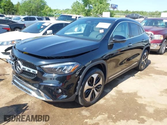 ✅ 2025 Mercedes-Benz GLA 250 • VIN: W1N4N4GB1SJ680174 • Lot: 42338044. Listed on IAAI with 1,578 mi. Free auction sales archive from the USA and detailed vehicle history report at DreamBid. Image 2.