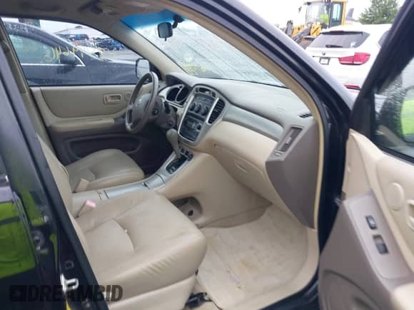 2007 Toyota Highlander z VIN JTEGD21A870157089, wystawiony jako IAAI lot #42899646 z przebiegiem 279 326 mil mil oraz . Historia ofert i sprzedaży dostępna na DreamBid. Obrazek 5.