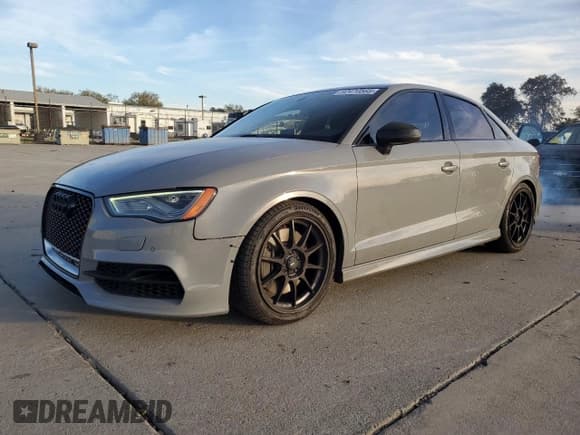 ✅ 2015 Audi A3 Premium • VIN: WAUBFGFF6F1070162 • Лот: 92470585. Опубликован ранее на Copart с пробегом 144 952 миль. Бесплатный доступ к архиву аукционных продаж из США и подробный отчёт об истории автомобиля на DreamBid. Изображение 1.