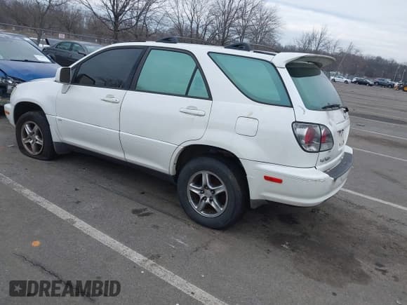 ✅ 2002 Lexus RX 300 • VIN: JTJHF10U920267311 • Лот: 41259822. Опубликован ранее на IAAI с пробегом 241 600 миль. Бесплатный доступ к архиву аукционных продаж из США и подробный отчёт об истории автомобиля на DreamBid. Изображение 3.