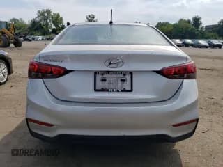 ✅ 2018 Hyundai Accent SEL • VIN: 3KPC24A31JE010388 • Lot: 66659233. Wystawiony na Copart z przebiegiem 88 393 mil. Bezpłatny archiwum sprzedaży aukcyjnych z USA i szczegółowy raport historii pojazdu na DreamBid. Zdjęcie 6.