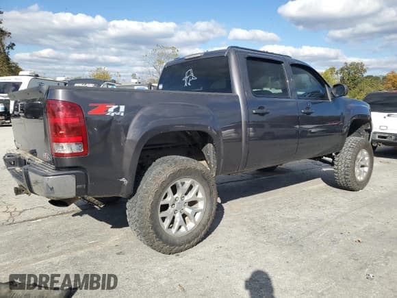 ✅ 2010 GMC Sierra 1500 SLE • VIN: 3GTRKVE32AG242089 • Lot: 90108405. Listed on Copart with 173,853 mi. Free auction sales archive from the USA and detailed vehicle history report at DreamBid. Image 3.