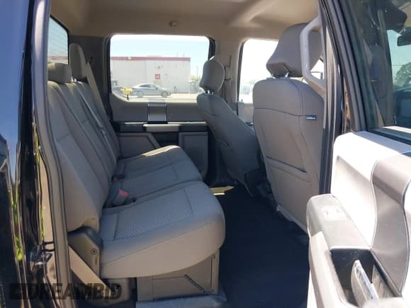 ✅ 2017 Ford F-250 Lariat • VIN: 1FT7W2BT2HEC45252 • Lot: 42542246. Wystawiony na IAAI z przebiegiem Nie podano. Bezpłatny archiwum sprzedaży aukcyjnych z USA i szczegółowy raport historii pojazdu na DreamBid. Zdjęcie 8.