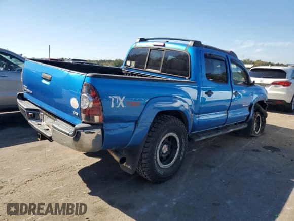 ✅ 2011 Toyota Tacoma • VIN: 5TFLU4EN6BX016694 • Lot: 86638855. Listed on Copart with 227,902 mi. Free auction sales archive from the USA and detailed vehicle history report at DreamBid. Image 3.