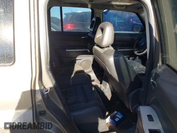 ✅ 2008 Jeep Patriot Limited • VIN: 1J8FF48W18D567128 • Lot: 43899454. Listed on IAAI with Not provided. Free auction sales archive from the USA and detailed vehicle history report at DreamBid. Image 8.