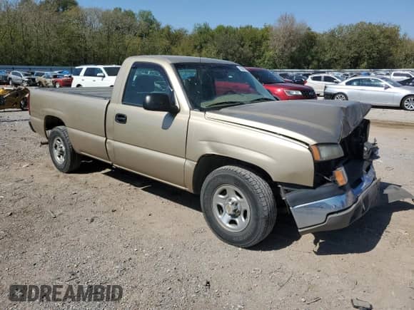 2004 Chevrolet Silverado 1500 LS z VIN 1GCEC14V54Z118877, wystawiony jako Copart lot #74352114 z przebiegiem 103 253 mil mil oraz Szkoda całkowita • Salvage title. Historia ofert i sprzedaży dostępna na DreamBid. Obrazek 4.
