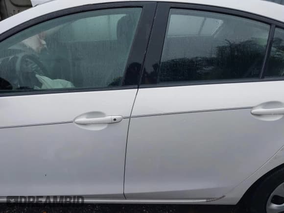 ✅ 2010 Mazda 3 i Sport • VIN: JM1BL1SF1A1233842 • Lot: 42337210. Listed on IAAI with 155,862 mi. Free auction sales archive from the USA and detailed vehicle history report at DreamBid. Image 14.