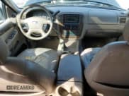 ✅ 2005 Ford Explorer Eddie Bauer • VIN: 1FMZU64WX5UA75605 • Lot: 47082575. Wystawiony na Copart z przebiegiem Nie podano. Bezpłatny archiwum sprzedaży aukcyjnych z USA i szczegółowy raport historii pojazdu na DreamBid. Zdjęcie 8.