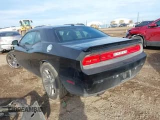 ✅ 2012 Dodge Challenger R/T Plus • VIN: 2C3CDYBT5CH101238 • Lot: 41335464. Wystawiony na IAAI z przebiegiem 133 035 mil. Bezpłatny archiwum sprzedaży aukcyjnych z USA i szczegółowy raport historii pojazdu na DreamBid. Zdjęcie 3.