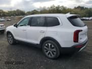 ✅ 2022 Kia Telluride S • VIN: 5XYP6DHC4NG263483 • Lot: 85840615. Wystawiony na Copart z przebiegiem 53 671 mil. Bezpłatny archiwum sprzedaży aukcyjnych z USA i szczegółowy raport historii pojazdu na DreamBid. Zdjęcie 2.