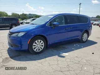 ✅ 2019 Chrysler Pacifica L • VIN: 2C4RC1AG3KR630569 • Lot: 62184745. Listed on Copart with 63,059 mi. Free auction sales archive from the USA and detailed vehicle history report at DreamBid. Image 1.