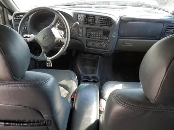 ✅ 2002 Chevrolet Blazer LS • VIN: 1GNDT13W52K123662 • Lot: 52893005. Wystawiony na Copart z przebiegiem 106 855 mil. Bezpłatny archiwum sprzedaży aukcyjnych z USA i szczegółowy raport historii pojazdu na DreamBid. Zdjęcie 8.