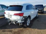 ✅ 2024 Audi Q5 S line Premium Plus • VIN: WA1E2AFY0R2070483 • Lot: 41450908. Wystawiony na IAAI z przebiegiem 12 881 mil. Bezpłatny archiwum sprzedaży aukcyjnych z USA i szczegółowy raport historii pojazdu na DreamBid. Zdjęcie 4.