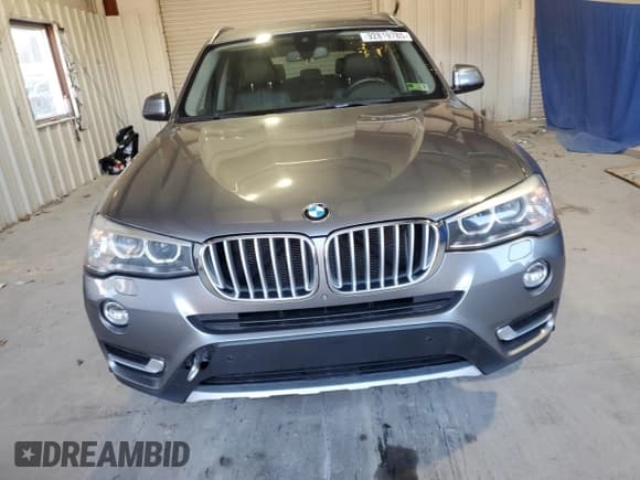 ✅ 2015 BMW X3 xDrive28i • VIN: 5UXWX9C58F0D44803 • Lot: 92819785. Wystawiony na Copart z przebiegiem Nie podano. Bezpłatny archiwum sprzedaży aukcyjnych z USA i szczegółowy raport historii pojazdu na DreamBid. Zdjęcie 5.