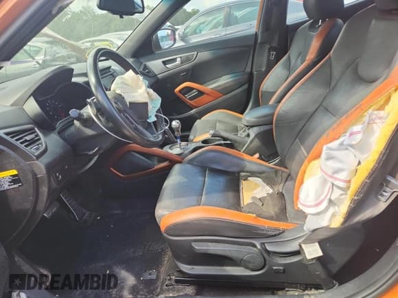 ✅ 2016 Hyundai Veloster Turbo Rally Edition • VIN: KMHTC6AE5GU284242 • Лот: 81329285. Опубликован ранее на Copart с пробегом 120 413 миль. Бесплатный доступ к архиву аукционных продаж из США и подробный отчёт об истории автомобиля на DreamBid. Изображение 7.